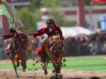 44th Yushu horse racing festival kicks off in China's Qinghai