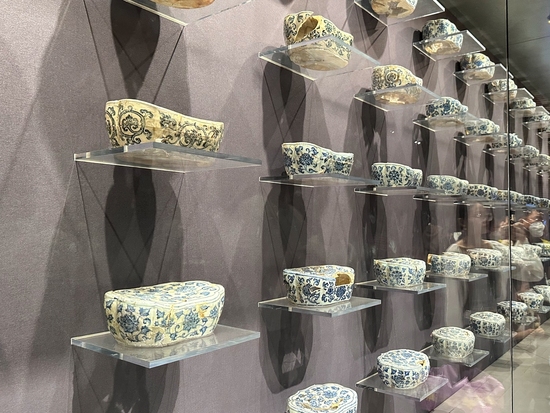 Jingdezhen inscription fills gap in World Heritage List for porcelain