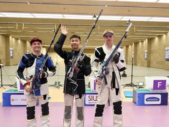 China claims 2 golds, Zhang breaks world record at ISSF World Cup