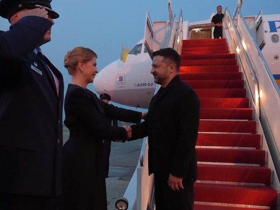 Ukrainian President Zelenskyy arrives in US to meet President Trump