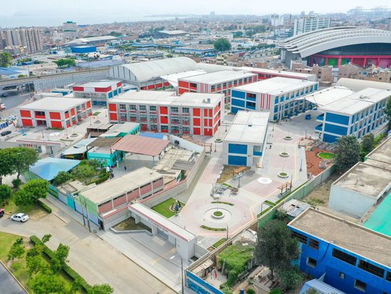 Chinese-built schools inject fresh vitality into Peru's education