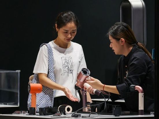 International brands like Apple, Adidas, L'Oréal, Coca-Cola report robust quarterly earnings in China