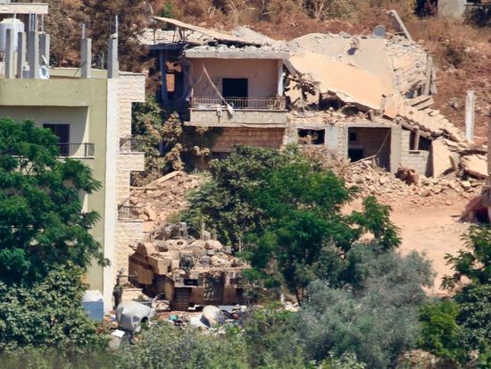 Israeli army launches fresh strikes in S. Lebanon, citing Hezbollah 'violations'
