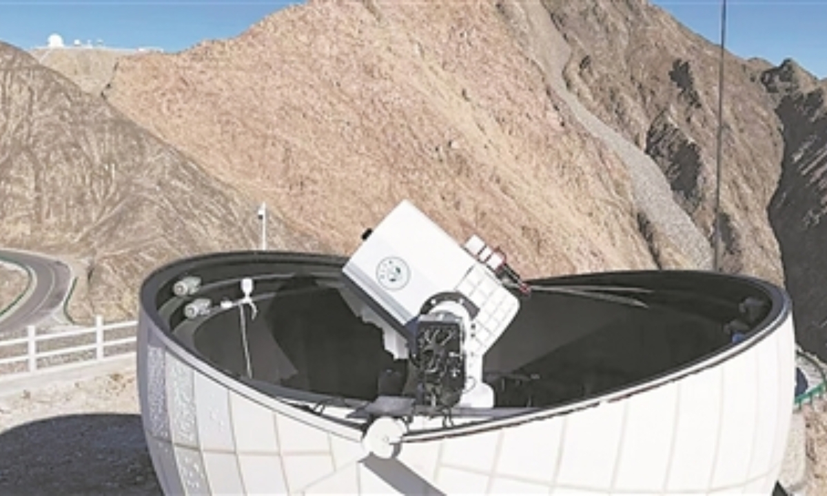 Ground-based infrared telescope installed at Saishiteng Mountain, Lenghu township, Northwest China's Qinghai Province Photo: Screenshot from gdstc.gd.gov.cn