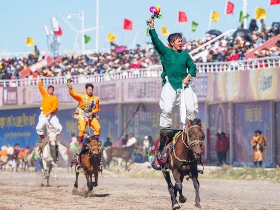 Nagqu Horse Racing Festival 2026 kicks off in China's Xizang