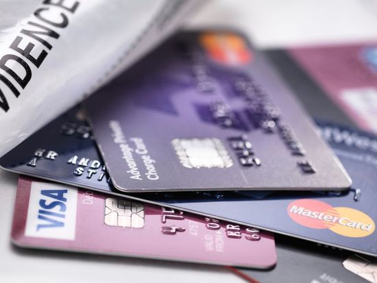 Chinese, Thai police bust transnational credit card fraud ring, arrest nine suspects