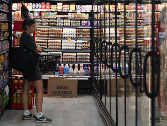 US retail sales weakest in over a year in July