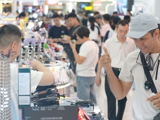 Why global visitors are shopping in Shenzhen's Huaqiangbei