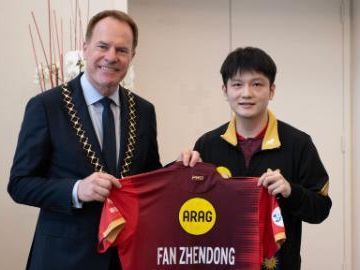 Fan Zhendong unveiled by Borussia Dusseldorf ahead of new season