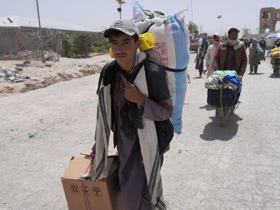 US-Iran conflict, border tensions squeeze Afghan merchants, labor force