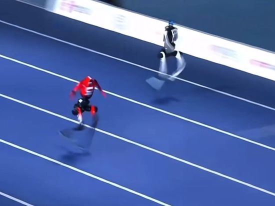 Robots smash 100-meter sprint record