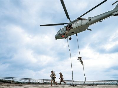 China-Belarus joint training wraps up; Z-20K joins drill, demonstrating anti-terror readiness: expert