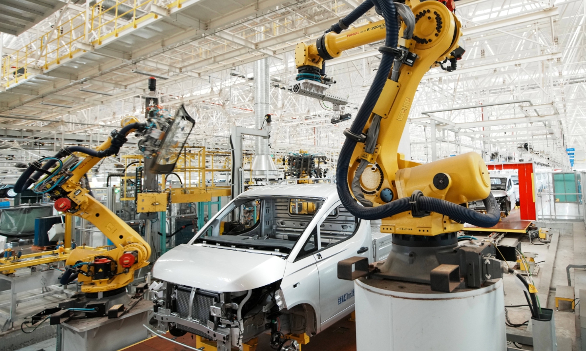 Robots assemble a new-energy passenger vehicle at Liuzhou Wuling Automobile Industry Co in Liuzhou, South China’s Guangxi Zhuang Autonomous Region, on July 18, 2026. Photo: VCG