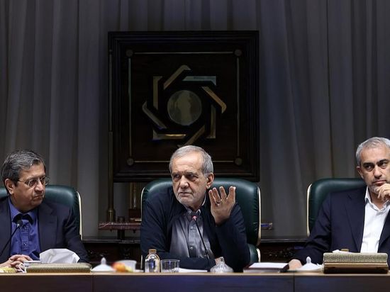 US, Iran not in talks to end war, White House says