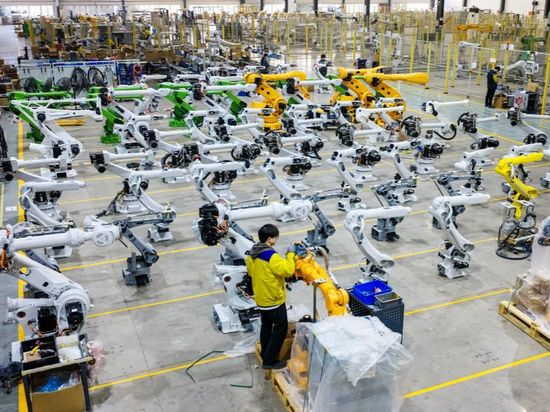 China's manufacturing PMI at 49.8 in August