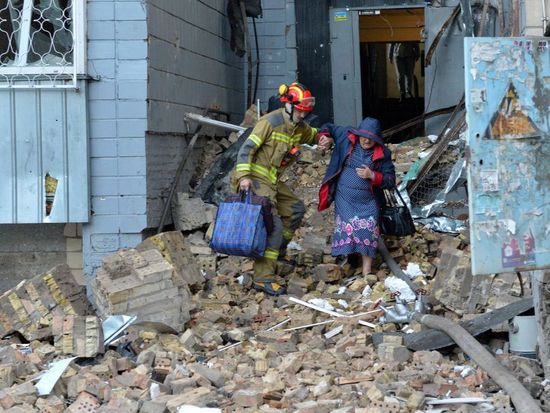 12 killed in Kiev, suburb in Russian drone-missile attack