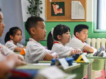 Students across China return to school for new semester
