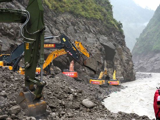 Endless wars and melting glaciers - What two NYT articles reveal: Hai Feng