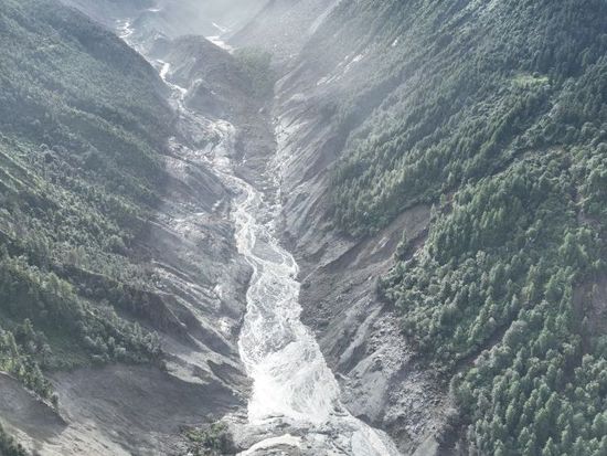 1,204 dead, 4,216 missing in Nepal mudslide: disaster authority