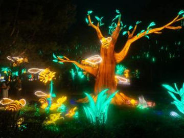 Glow in the Wild show opens at Toronto Zoo in Canada