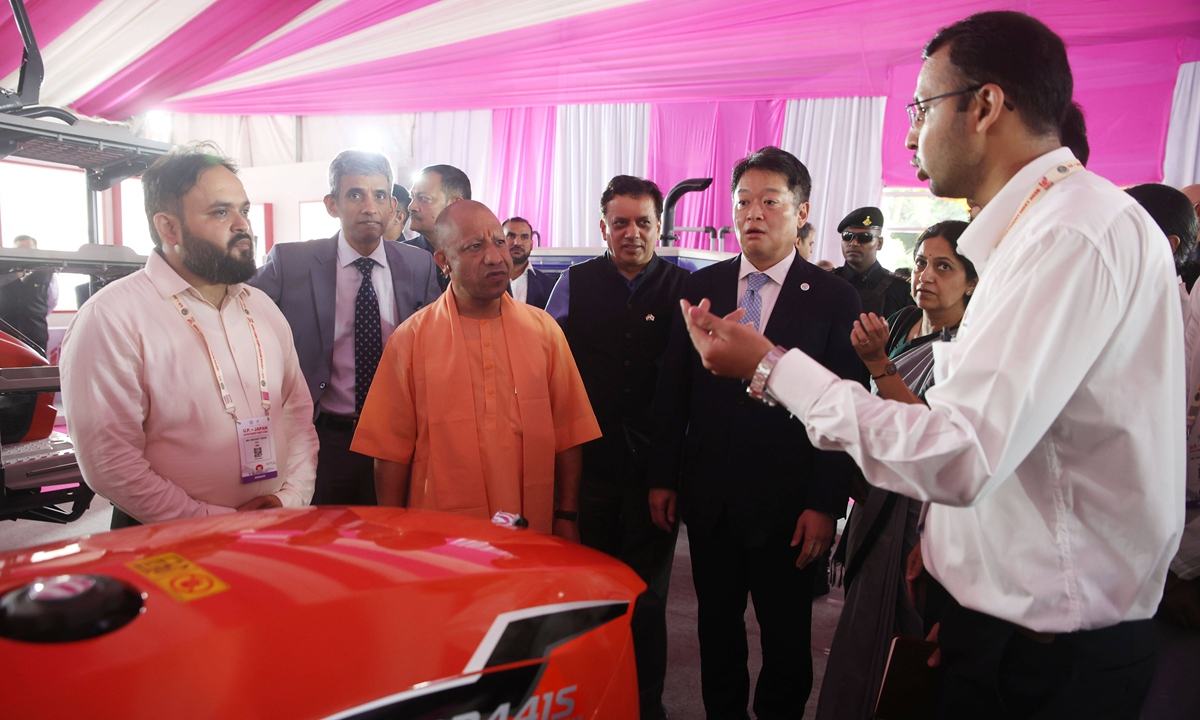 Representatives from India and Japan visit an exhibition area on August 21, 2026 during the Uttar Pradesh-Japan Investment Meet 2026 in Lucknow, India. Photo: VCG