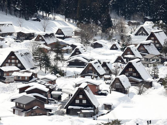 Japan's household spending falls 3.6 pct in July