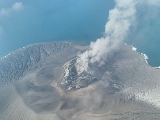 Jakarta airport temporarily closed after volcanic ash detected, flights disrupted
