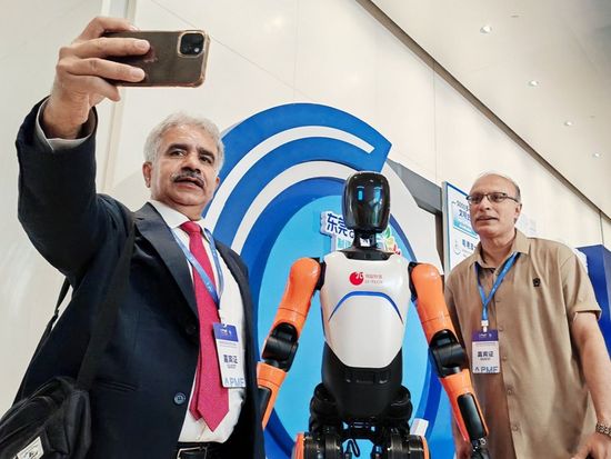 Why this forum in Shenzhen captures global attention: Hai Feng