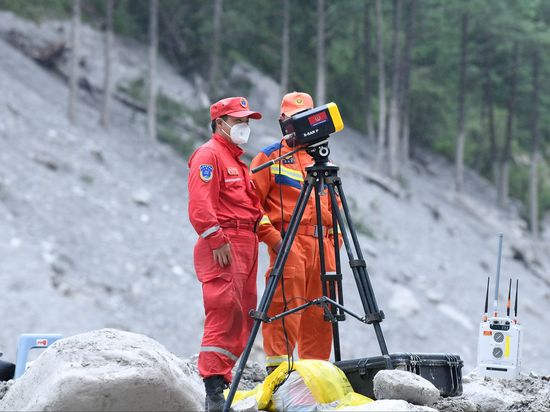 Chinese national rescued in Nepal mudslide as search continues