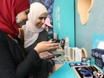 Hangzhou crafts exhibition in Egypt showcases traditional Chinese heritage