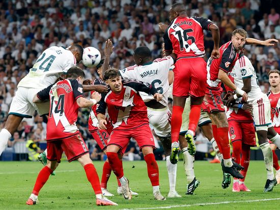 Real Madrid cruises to win as Alaves misses chance to go top in La Liga