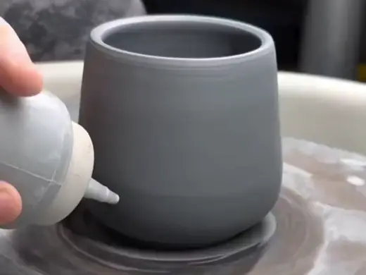 Watch fish-scale patterns take shape in clay