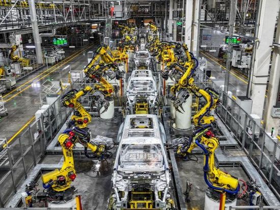 Xi stresses sustained efforts to expand, strengthen advanced manufacturing