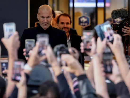 New France boss Zidane confirms Mbappe as captain after naming first squad