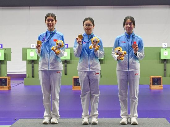 Asian Games | China breaks world record to win women's 10m air rifle team gold