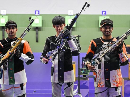 Asian Games | China sweeps men's 10m air rifle golds with team world record