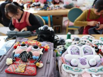 Intangible cultural heritage crafts boost employment in NW China's Ningxia