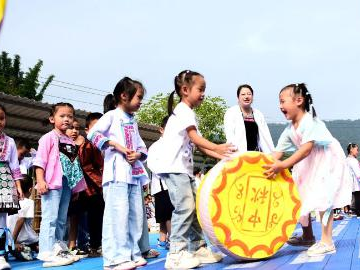 Various activities held to welcome Mid-Autumn Festival in China