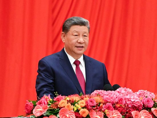 Xi calls for firm confidence, solid steps for China's national rejuvenation