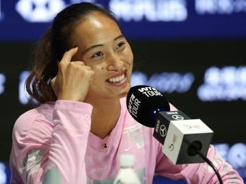 Zheng beats compatriot Shi in China Open first round