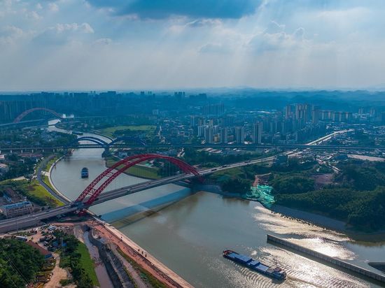 Pinglu Canal sees tourism boom during China's National Day holiday