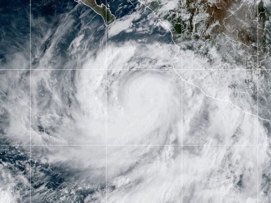 Tropical Pacific moisture drenches central US as another Pacific hurricane forms