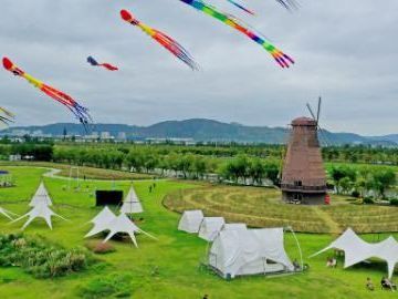 China's cultural, tourism market thriving during National Day holiday