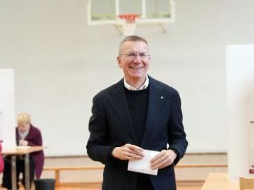 Latvia holds parliamentary election amid multi-party contest