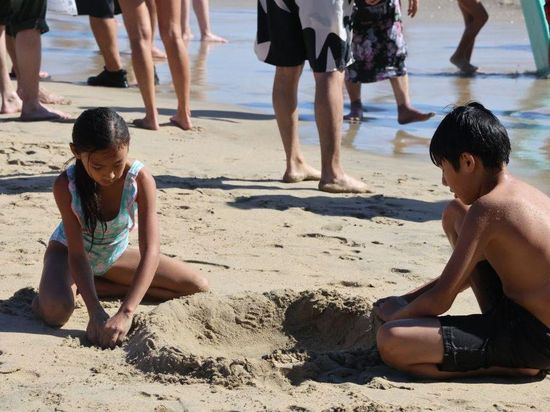 California heat wave breaks records, raises wildfire and smoke concerns