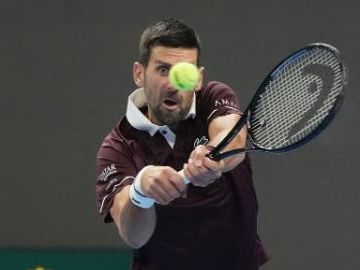 China Open: Djokovic rallies past Zverev for record 32nd win