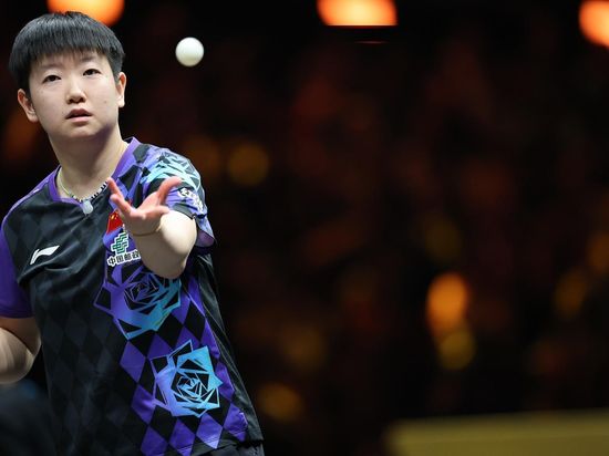 Sun Yingsha reaches second round at WTT China Smash