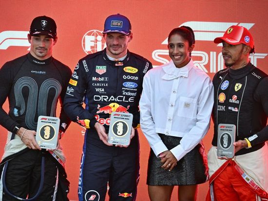 Verstappen wins F1 Singapore Sprint after Russell crashes out of lead