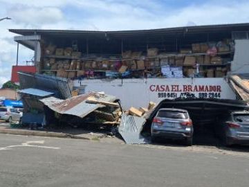 Powerful quake, aftershocks rattle Panama as authorities mobilize response