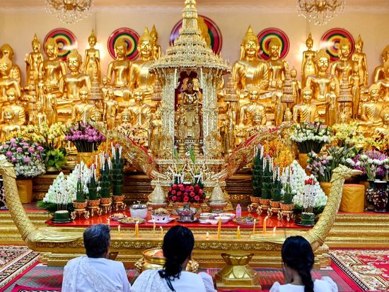 Cambodia celebrates traditional Pchum Ben festival